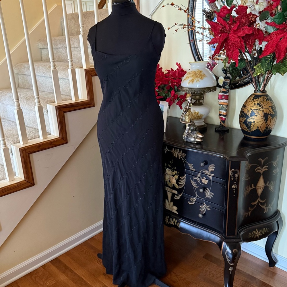 *Chic Black Maxi Dress - Picture 7 of 16